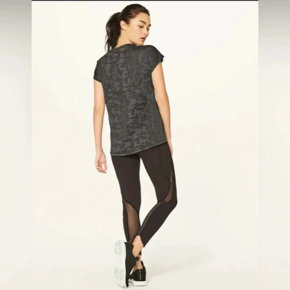 Lululemon |  Miles Ahead Short Sleeve - Picture 2 of 8
